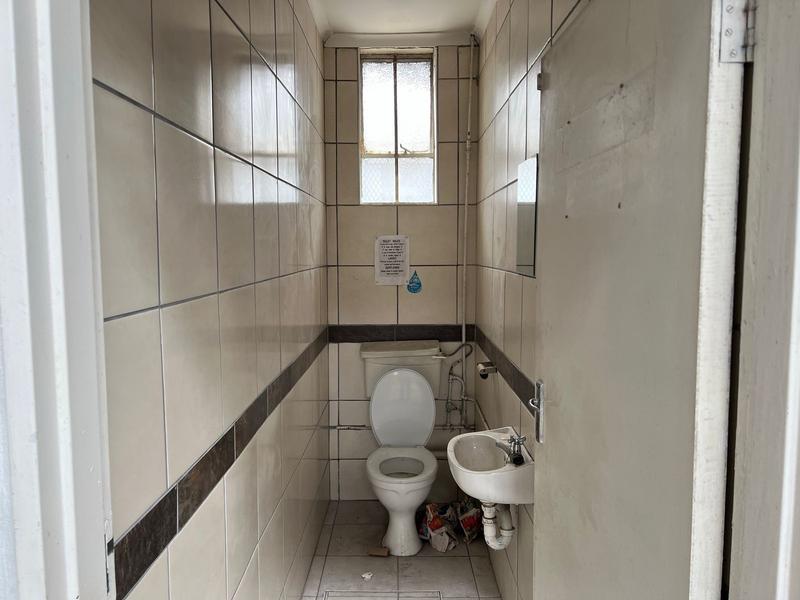 To Let commercial Property for Rent in North End Eastern Cape